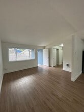 5493 Newberg Dr N in Keizer, OR - Building Photo - Building Photo