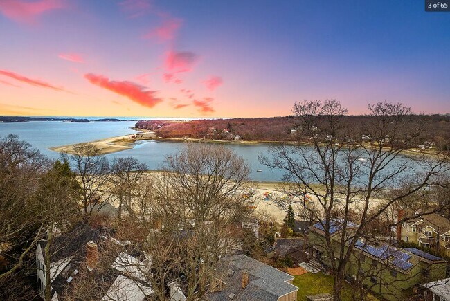 109 Taft Crescent in Centerport, NY - Building Photo - Building Photo