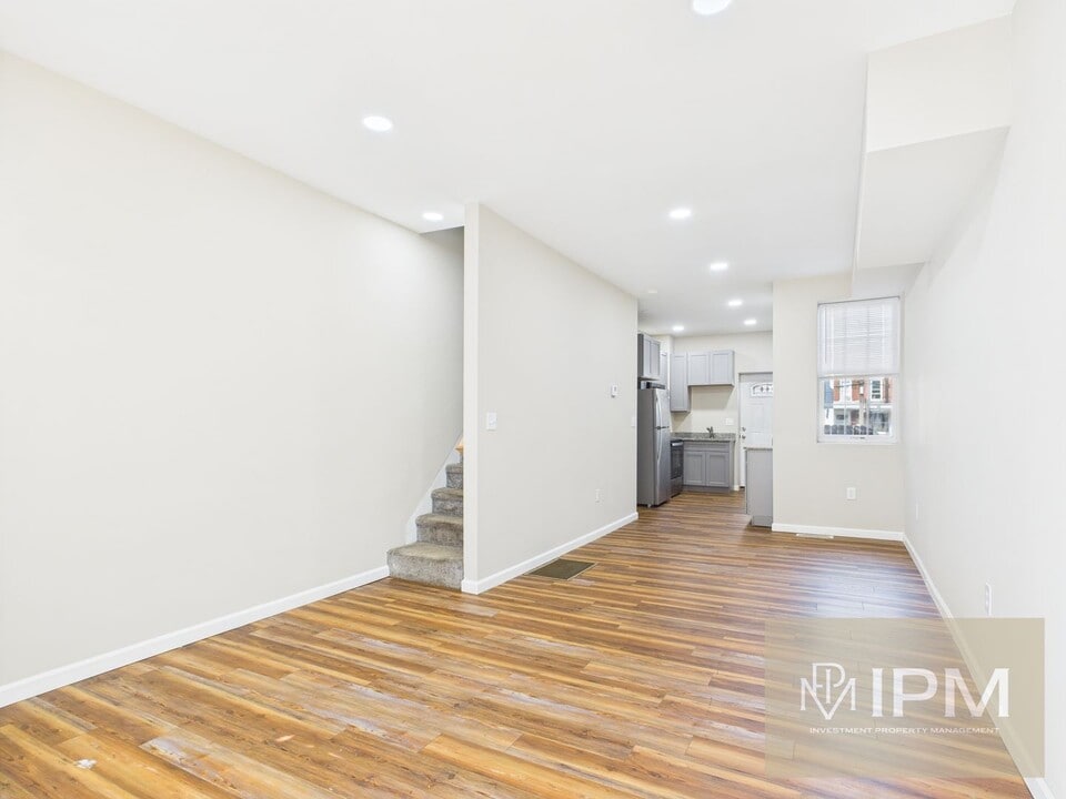 346 Nectarine St in Harrisburg, PA - Building Photo