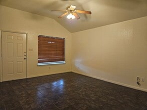3015 Cantabrian Dr in Killeen, TX - Building Photo - Building Photo
