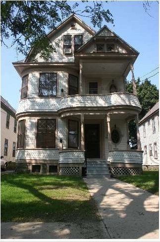 1075 Park Ave in Schenectady, NY - Building Photo