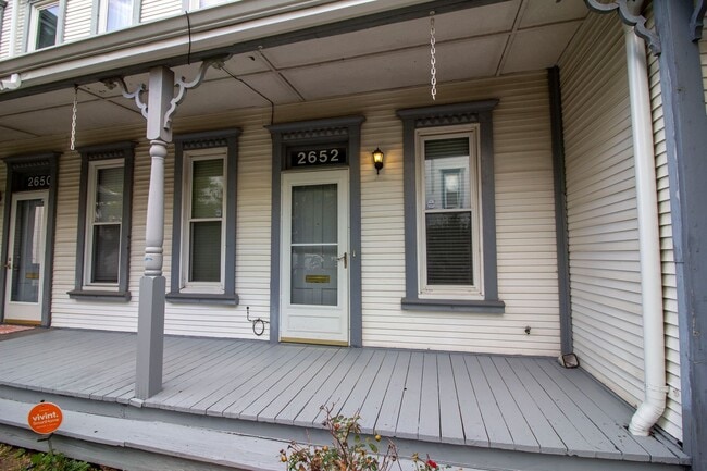 property at 2652 Park Ave