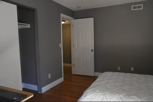18063 E Ohio Ave in Aurora, CO - Building Photo - Building Photo