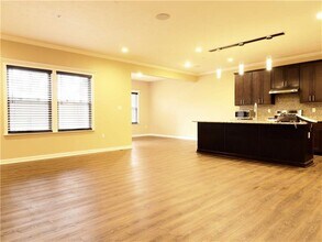 605 Alessia Ct in Carnot-Moon, PA - Building Photo - Building Photo