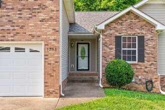 3293 S Senseney Cir in Clarksville, TN - Building Photo - Building Photo
