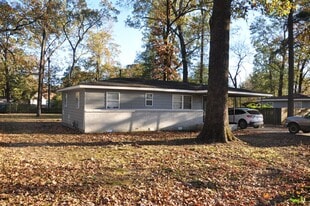 613 S Grant St in Cabot, AR - Building Photo