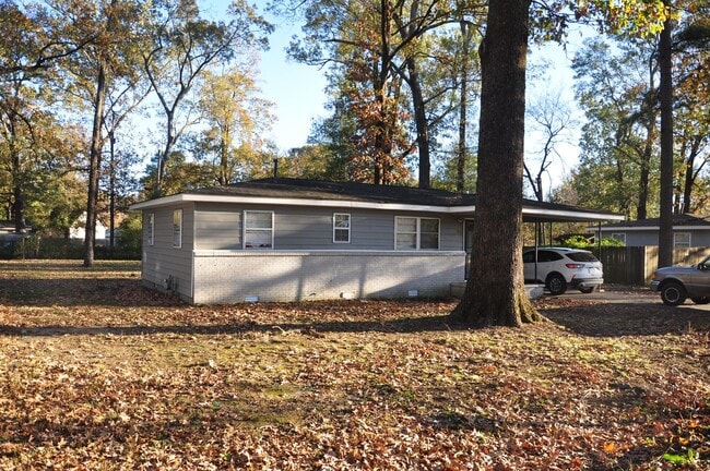 property at 613 S Grant St