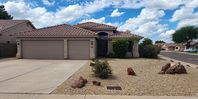 property at 866 N Abilene Dr