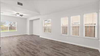 7300 Radha Dr in Sacramento, CA - Building Photo - Building Photo