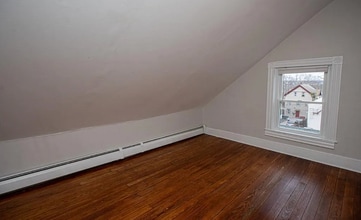 64 Pleasant St in Providence, RI - Building Photo - Building Photo