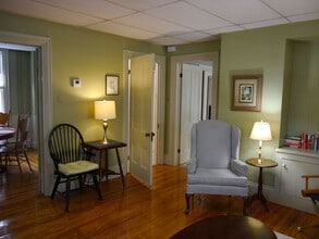 9 Cedar St in Brunswick, ME - Building Photo - Building Photo
