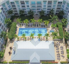 480 Hibiscus St in West Palm Beach, FL - Building Photo - Building Photo