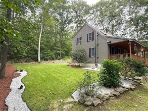 76 Jolicoeur Ave in Spencer, MA - Building Photo - Building Photo
