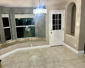 6812 Edgefield Dr in Denton, TX - Building Photo - Building Photo