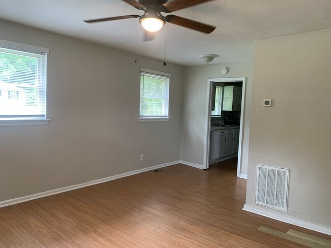 1725 Academy St in Charlotte, NC - Building Photo - Building Photo
