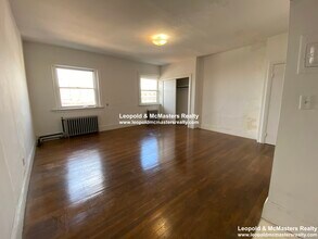 21 Mount Vernon Sq, Unit 500 in Boston, MA - Building Photo - Building Photo