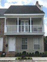 2210 Christian St in Baton Rouge, LA - Building Photo