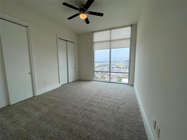 8066 Park Ln in Dallas, TX - Building Photo - Building Photo