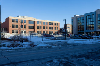 418 East Grand in Des Moines, IA - Building Photo - Building Photo