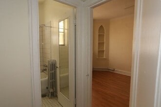 4823 N Damen Ave, Unit A05C in Chicago, IL - Foto de edificio - Building Photo