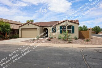 1548 E Chaparral Pl in Casa Grande, AZ - Building Photo - Building Photo