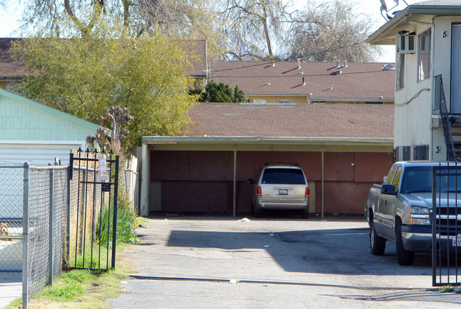 1399 N Mountain View Ave in San Bernardino, CA - Building Photo - Building Photo