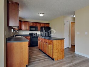 10742 Stone Ridge Way in Harrison, OH - Building Photo - Building Photo