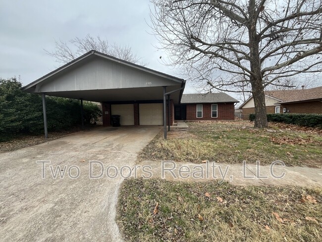 1905 SE 13th St in Moore, OK - Building Photo - Building Photo