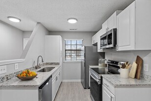 201 Kentucky Dr in Garner, NC - Building Photo