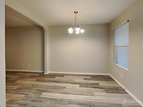 160 Hanging Moss Dr in Cibolo, TX - Foto de edificio - Building Photo