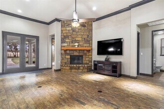 4620 Stoney Creek Ct in Granbury, TX - Building Photo - Building Photo