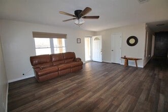 801 Pearson Dr in Roswell, NM - Building Photo - Building Photo