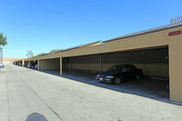 Acacian Apartments in Garden Grove, CA - Foto de edificio - Building Photo