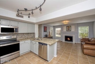 17219 N 42nd St in Phoenix, AZ - Building Photo - Building Photo
