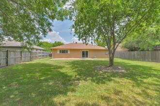 5323 Marian St in Katy, TX - Building Photo - Building Photo