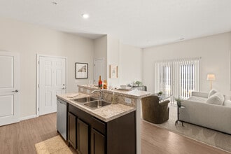 Winchester Reserve Apartments in Canal Winchester, OH - Foto de edificio - Building Photo