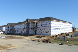 Moss Creek Apartments in Louisville, KY - Building Photo - Building Photo