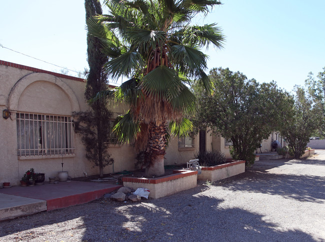 3944 N Vine Ave in Tucson, AZ - Foto de edificio - Building Photo