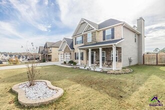 421 Newport Ave in Kathleen, GA - Building Photo - Building Photo