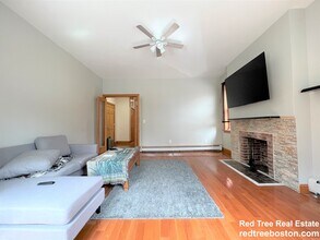 655 Washington St in Brookline, MA - Building Photo - Building Photo