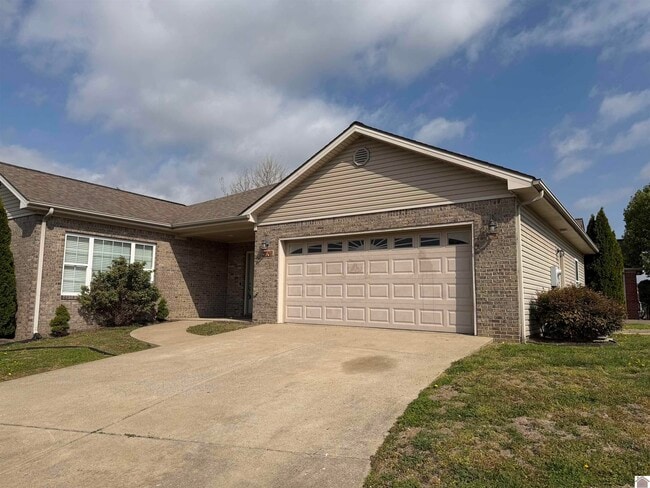 2647 Legends Dr in Paducah, KY - Building Photo - Building Photo