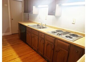 3204 Bishop St in Cincinnati, OH - Building Photo - Building Photo