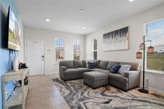 294 Aberdeen St in Davenport, FL - Foto de edificio - Building Photo