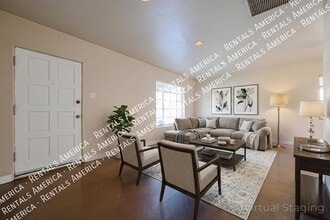 2911 E Flower St in Phoenix, AZ - Foto de edificio - Building Photo