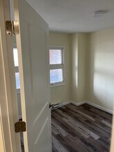 826 Midland Ave in Midland, PA - Building Photo - Building Photo