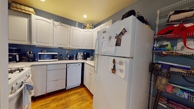 188 Lexington St in Boston, MA - Foto de edificio - Building Photo