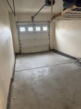 4069 Bristlecone Pine Ln in San Bernardino, CA - Foto de edificio - Building Photo