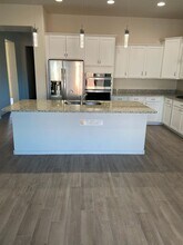 639 E Barun Vly Pl in Oro Valley, AZ - Building Photo - Building Photo