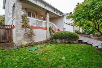 3803 SE Sunrise Dr in Camas, WA - Building Photo - Building Photo