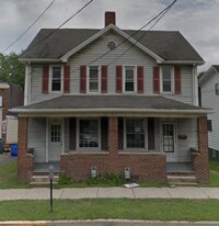 66 3rd St in California, PA - Building Photo